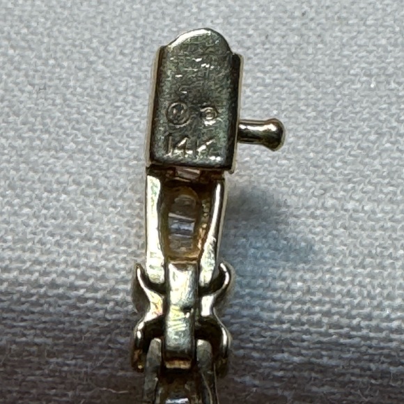 14KT Yellow Gold X Pattern Diamond Tennis Bracelet - Picture 5 of 8